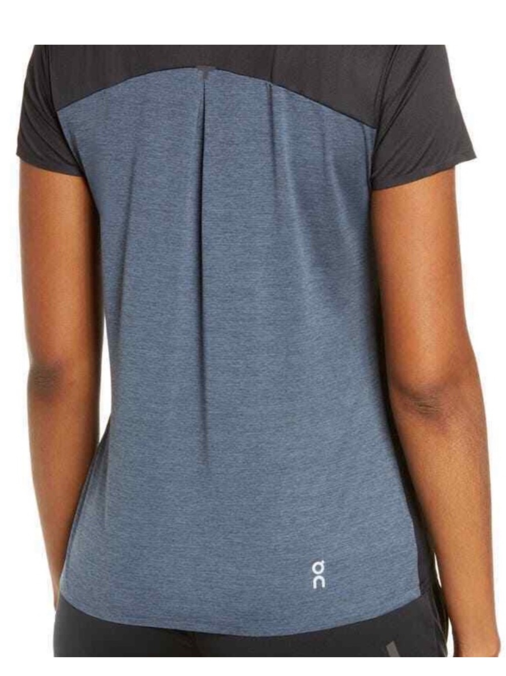 On Cloud Running Short Sleeve Performance T Tee in Blue and black M
